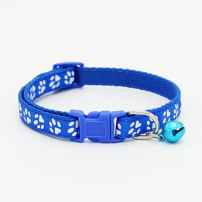 The pet cat wears a bell collar - Pets Crazy Shops