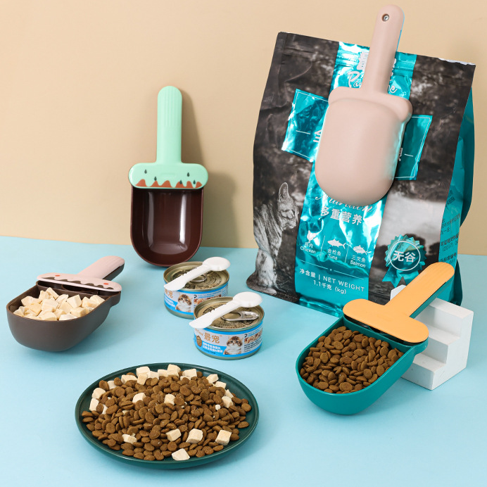 Snack Bag With Canned Spoon Embedded In Shovel Cat Dog Feeding Spoon Pet Supplies - Pets Crazy Shops