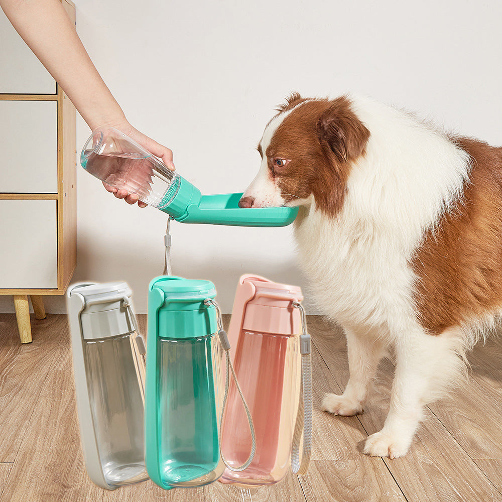 Pet Water Cup Outdoor Portable Folding Dog Water Bottle 550ml Large Capacity Medium To Large Dog Drinking Bottle - Pets Crazy Shops